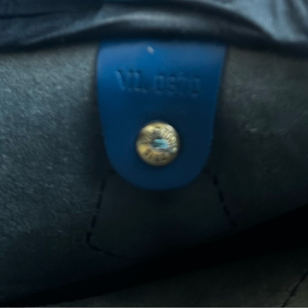 Authentic LV Blue Epi Leather Speedy 25 with padlock - Picture 8 of 8